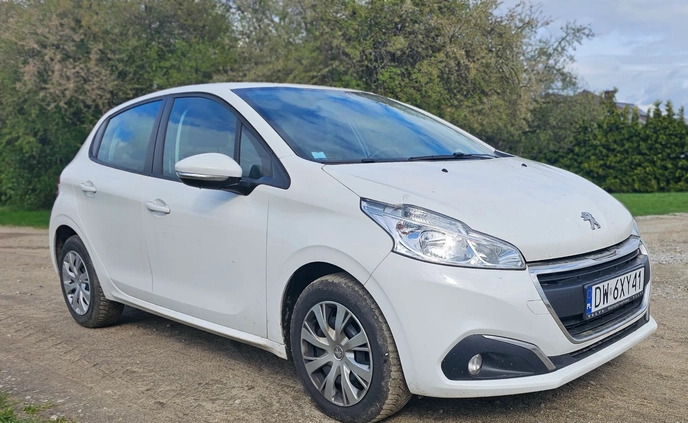 Peugeot 208 cena 33800 przebieg: 113488, rok produkcji 2019 z Inowrocław małe 92